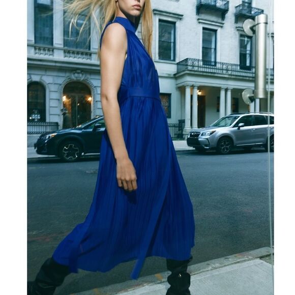 NWT Zara Voluminous Pleated Dress - Picture 11 of 12